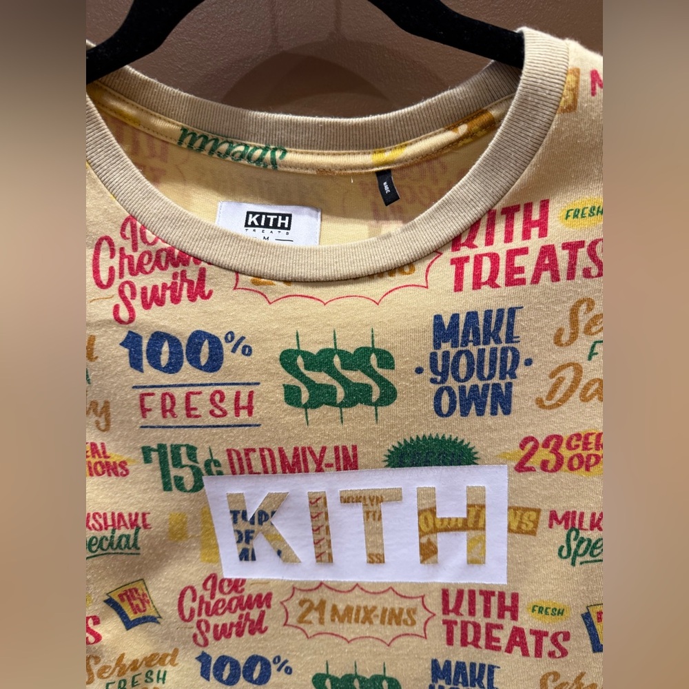 Kith Treats Circular Tee men’s medium yellow box logo Streetware Rare Find ! - Picture 3 of 6